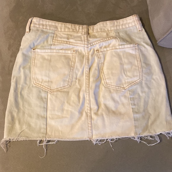 RESERVED🌷3/15🌷Pacsun distressed skirt 27 - Picture 4 of 4